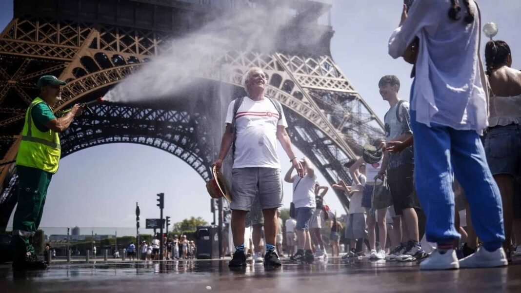 ¡Qué ‘Calorón’ Tan Fuerte! Ola de Calor en Francia Cobra Una Vida y Altera el ‘Coro’ Ola de Calor en Francia Cobra Una Vida y Altera Eventos