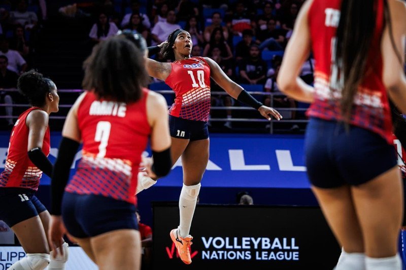 ¡’Con el Moño Bien Puesto’! Reinas del Caribe le Tumban a Japón en la VNL Reinas del Caribe Vencen a Japón en la VNL y Consiguen Primera Victoria