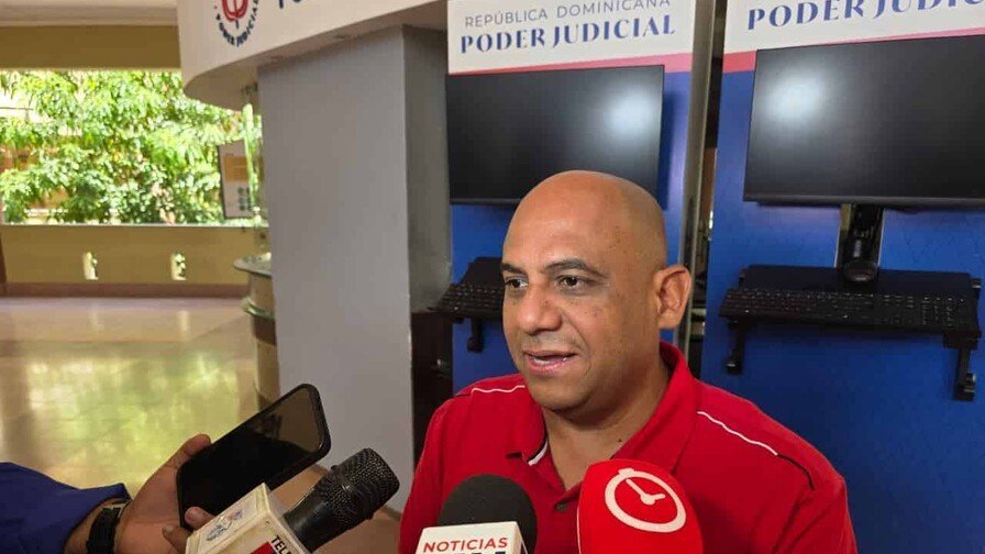 Operación XL526: Desmantelan red de extorsión en Santiago
