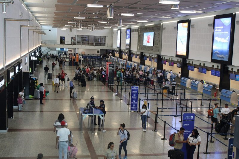 Vuelos suspendidos: Venezolanos buscan rutas alternas