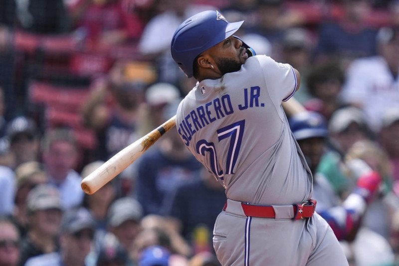 ¡’Bacano’! Vladi Jr. la botó y los Blue Jays barrieron a los Medias Rojas Vladimir Guerrero Jr. Batea Jonrón y Blue Jays Ganan a Medias Rojas