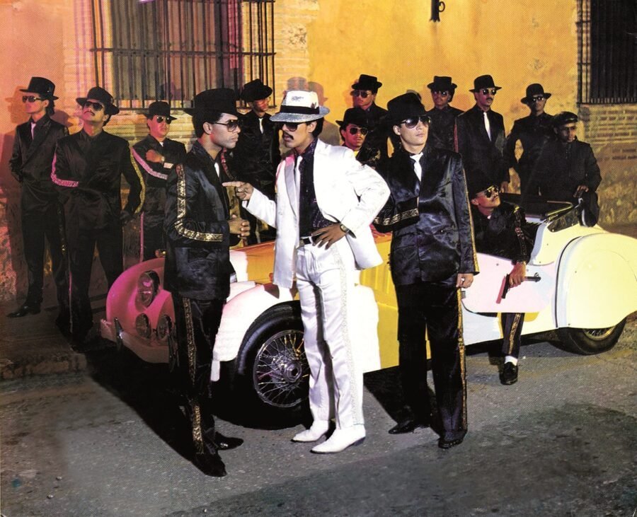 Aramis Camilo: El ‘Debutazo’ que Revolucionó el Merengue Dominicano en los 80 Aramis Camilo: El Debut que Revolucionó el Merengue Dominicano en los 80