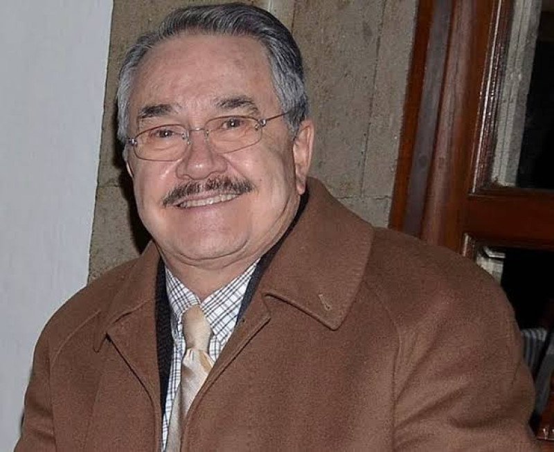 Pedro Sola y su ‘Lío’ con la Ley: Cuando la lengua te mete en aprietos Pedro Sola y su Lío con la Ley: Cuando la lengua te mete en aprietos