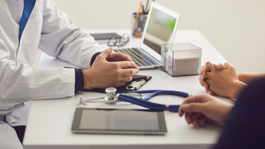 ¡Cuidado con el ‘tigueraje’! Así verificas médicos y clínicas en RD Cuidado con el tigueraje Así verificas médicos y clínicas en RD