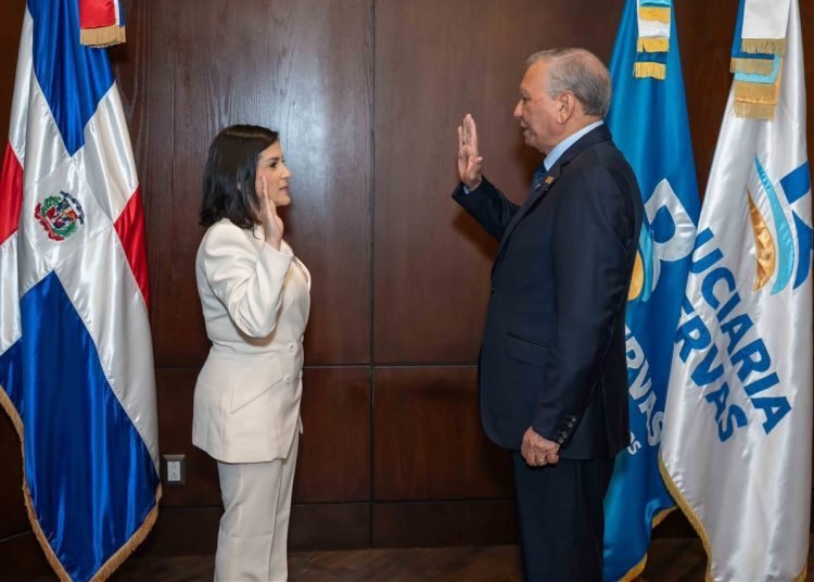 ¡’Klk’ con Fiduciaria Reservas! Biviana Riveiro se ‘monta’ como nueva vicepresidenta ejecutiva Biviana Riveiro Designada Vicepresidenta Ejecutiva de Fiduciaria Reservas