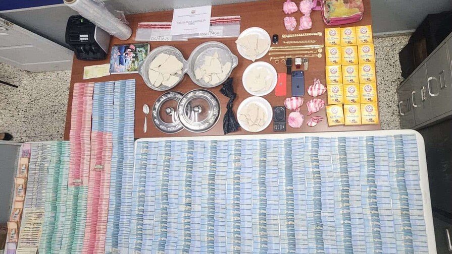 ¡Klk con ‘Neno’! DNCD Apresa a Presunto Microtraficante con un ‘Viaje’ de Cash y Yipeta Klk con Neno DNCD Apresa a Presunto Microtraficante con un Viaje de Cash y Yipeta