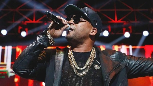 Don Omar: De la ‘Vaina’ de la Odontología a un Coro Histórico en el Reggaetón Don Omar: De la Odontología a un Coro Histórico en el Reggaetón
