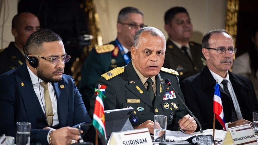 RD refuerza el ‘tigueraje’ en seguridad regional: ¡Coordinación a otro nivel! República Dominicana refuerza la seguridad regional: Coordinación a otro nivel