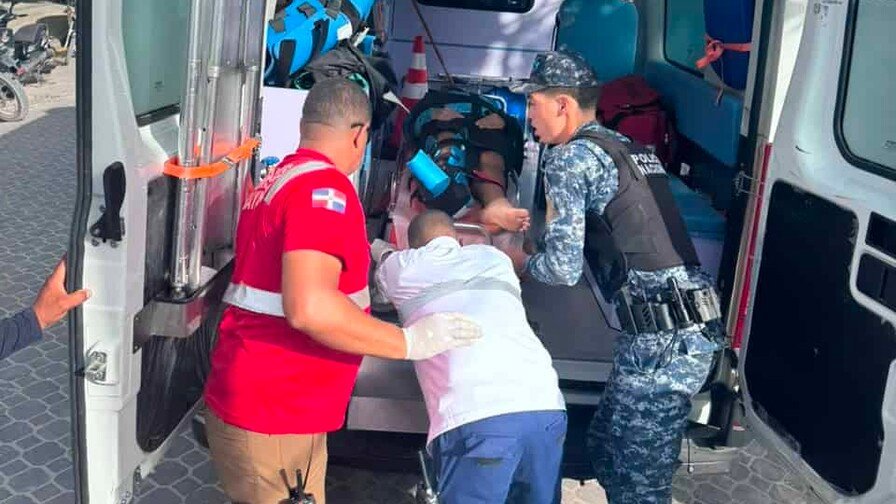Isla Saona bajo un susto: Incendio en embarcación deja 12 heridos