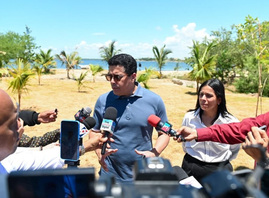 Playa El Faro en San Pedro de Macorís Renace con Inversión del Gobierno