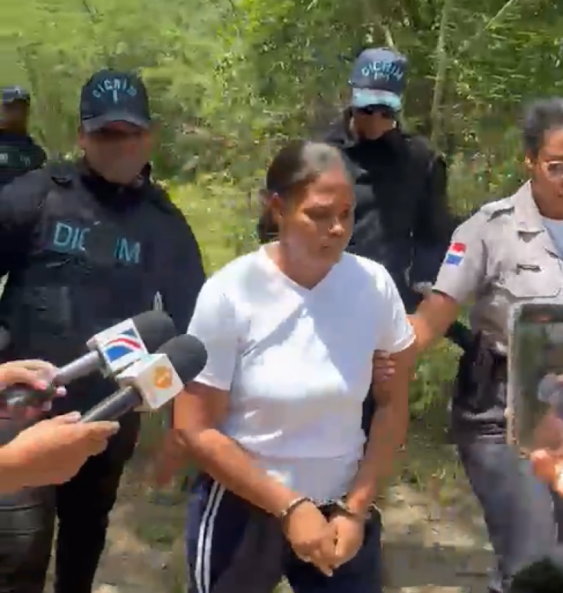 ¡Qué ‘Vaina’! Azua en ‘Shock’ por la Acusación de una Nuera en la Muerte de su Suegra Azua en Shock por la Acusación de una Nuera en la Muerte de su Suegra