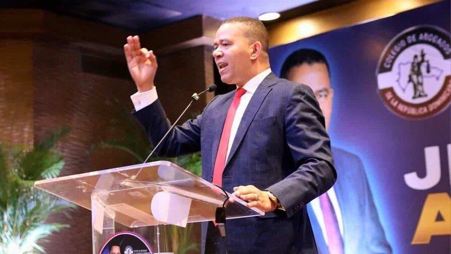 ¡Jhonny Aristy va por la ‘presidencia del Colegio de Abogados’! ¿Viene el cambio, ‘klk’? Jhonny Aristy Anuncia Candidatura a la Presidencia del Colegio de Abogados