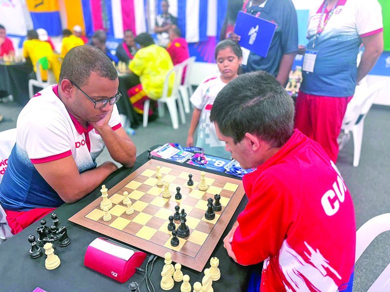 Qué vaina buena! Josué Araújo se corona con oro en ajedrez y pone la patria en alto
