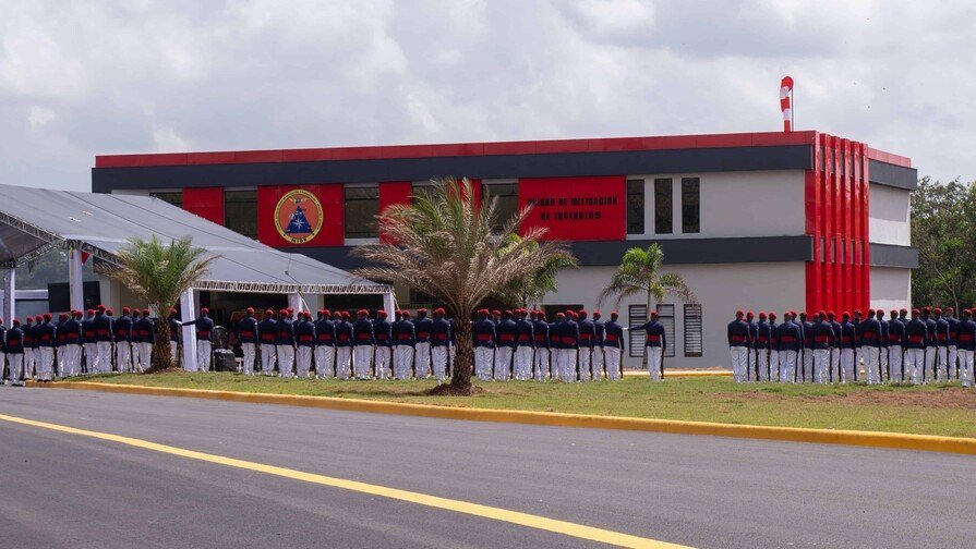 Centro de Emergencias: La ‘vaina’ que nos prepara ante cualquier ‘klk’ Centro de Emergencias: Preparación ante desastres en República Dominicana