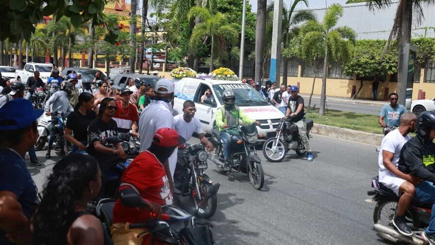 ¡Qué ‘Vaina’! El Clamor por Justicia Sacude Guajimía tras Abuso Policial El Clamor por Justicia Sacude Guajimía tras Abuso Policial