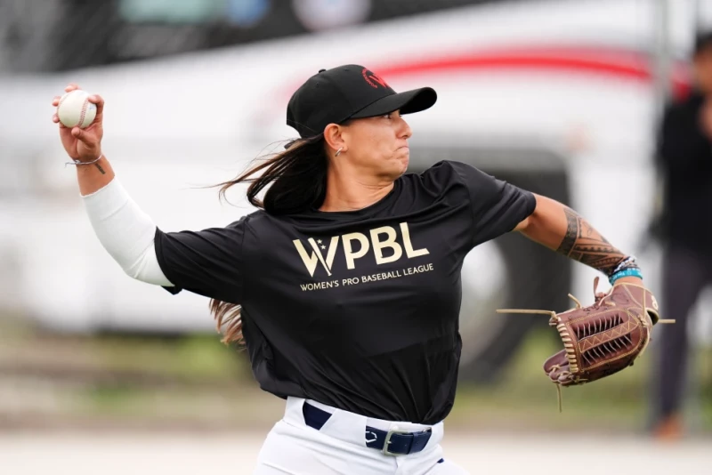 ¡Qué ‘clase’ de JUGADA! Nace la nueva liga de béisbol profesional femenino en EE.UU. Nace la nueva liga de béisbol profesional femenino en EE.UU.
