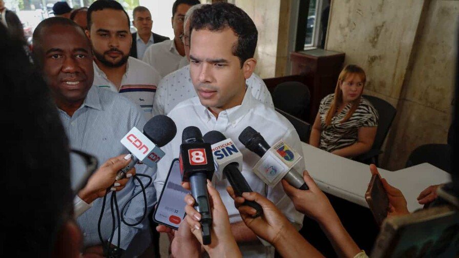 Omar Fernández le da un ‘palo’ a la Reforma Policial: ¿Y los resultados, ‘klk’? Omar Fernández cuestiona la Reforma Policial y sus resultados