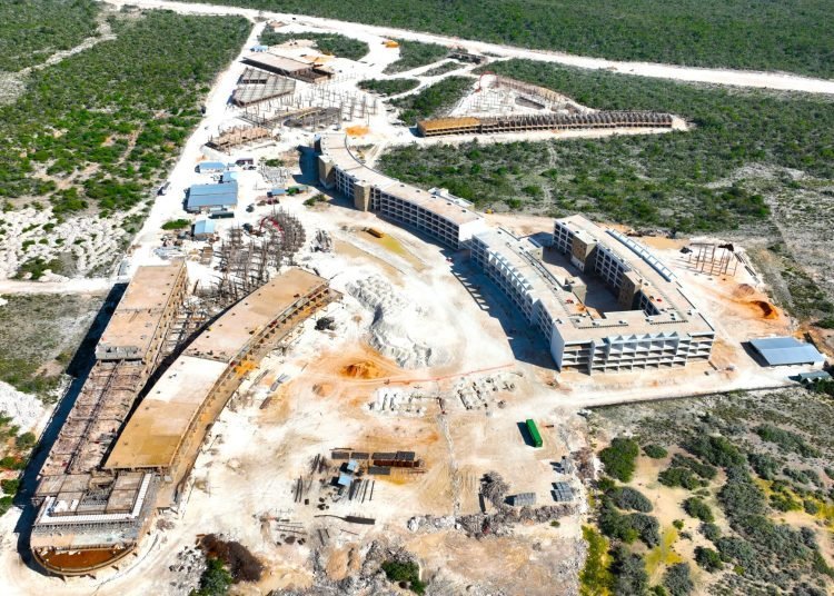 Pedernales le Metió Duro a la Inversión Pública: Un Viaje de Millones Extra