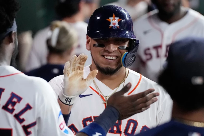 Jeremy Peña Rompiendo en la MLB: Vuelacercas y Victoria Bacana para los Astros