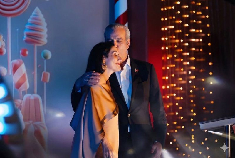 ¡Qué ‘chercha’ de amor! La Primera Dama y el Presidente en un ‘coro’ de felicitaciones Que chercha de amor: La Primera Dama y el Presidente en un coro de felicitaciones