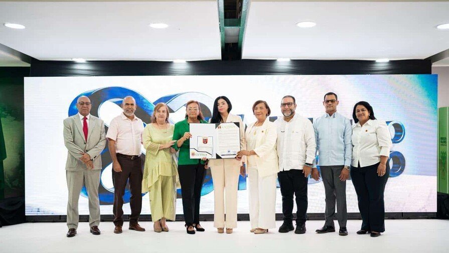 Yeni Berenice Reynoso propone un ‘Pacto Bacano’ para frenar la ‘vaina’ de la violencia Yeni Berenice Reynoso propone un Pacto para frenar la violencia
