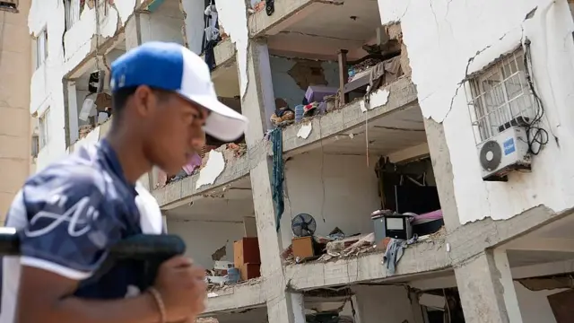 ¡La ‘Vaina’ de Construir Anti-Terremotos! Lecciones de Chile y Japón La Importancia de Construir Edificios Anti-Terremotos: Lecciones de Chile y Japón