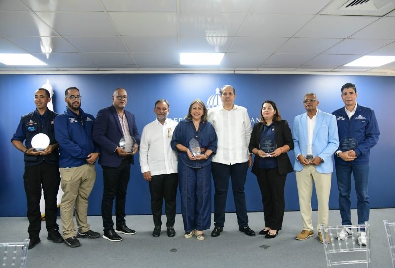 Misión en Venezuela: Salud Pública reconoce a nuestro equipo médico dominicano