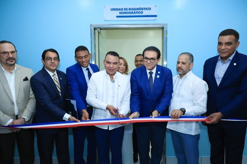 El Hospital Cabral y Báez se equipa con el único densitómetro óseo de la región Norte