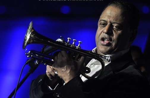 Que Jevi Wilfrido Vargas Ilumina Niagara con el Corazon Dominicano