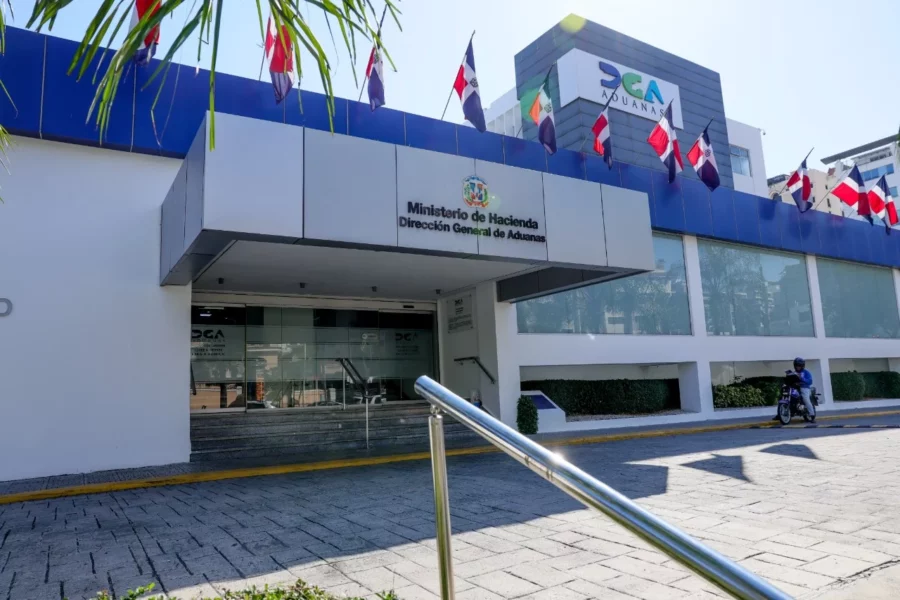 ¡Aduanas le da un ‘palo’ al contrabando: RD$42 MM en impuestos evadidos! Aduanas da un golpe al contrabando: RD$42 millones en impuestos evadidos