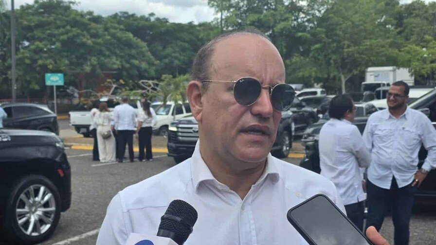 Santiago casi cae en fraude electrónico millonario