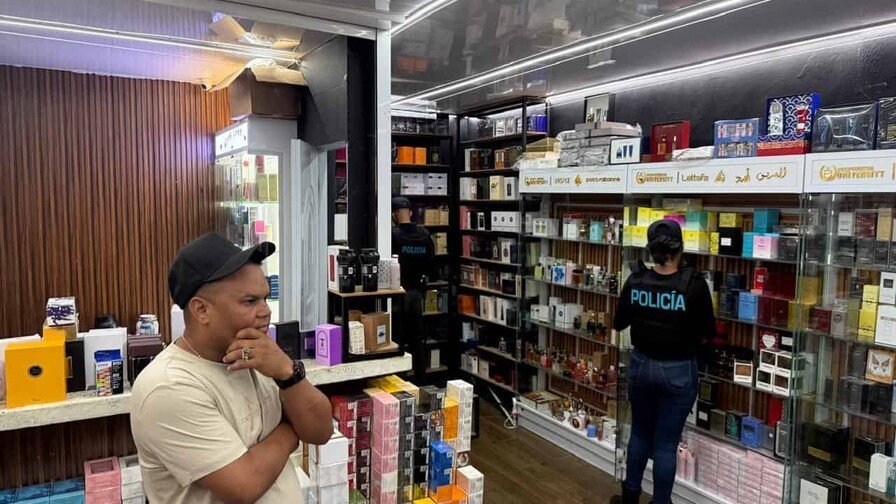 El ‘tigueraje’ de los couriers: Desmantelan red de tráfico fraudulento en SD Este El tigueraje de los couriers: Desmantelan red de tráfico fraudulento en SD Este