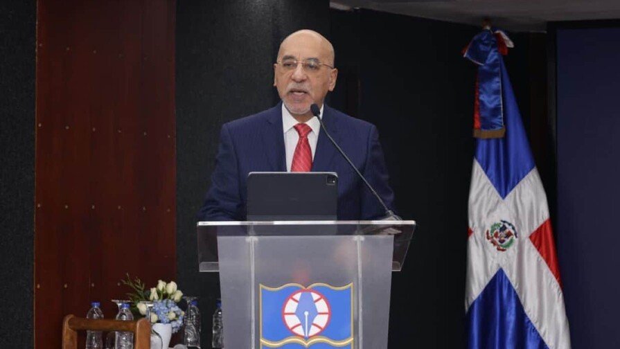 Aníbal de Castro: ¡El ‘tigueraje’ del periodismo frente a la Inteligencia Artificial no se detiene! Aníbal de Castro: El periodismo frente a la Inteligencia Artificial