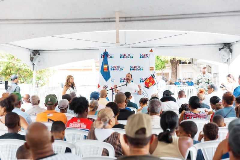 Carolina Mejía activa un ‘bonche’ de salud en Luz Consuelo Norte ¡Tremenda vaina! Carolina Mejía activa un bonche de salud en Luz Consuelo Norte Tremenda vaina!