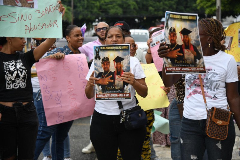 La ‘Vaina’ de ‘Nino Dólar’: ¡Clamor de Justicia Arde en Ciudad Nueva! La Vaina de Nino Dólar: Clamor de Justicia Arde en Ciudad Nueva