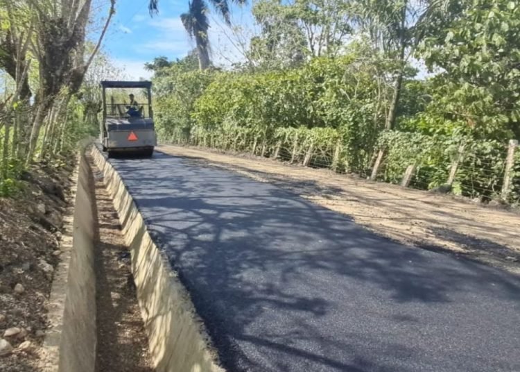 ¡Qué Vaina! Hermanas Mirabal Concentra la Inversión Vial en Dos Proyectos Hermanas Mirabal Concentra la Inversión Vial en Dos Proyectos