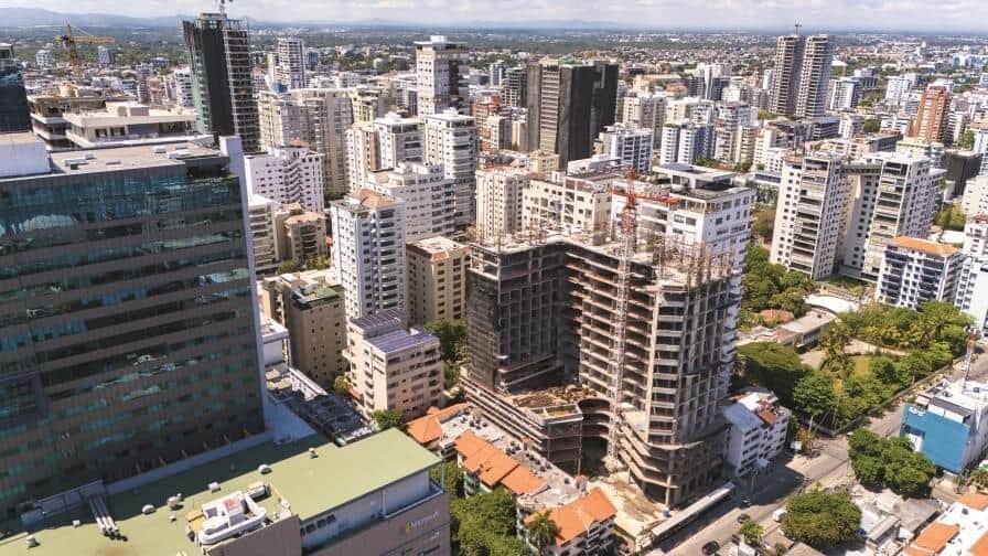 ¡Klk con los Chelitos! Inversión Pública le Mete un Viaje al Transporte en el Primer Semestre 2026 Inversión Pública Destina Gran Cantidad al Transporte en Primer Semestre 2026
