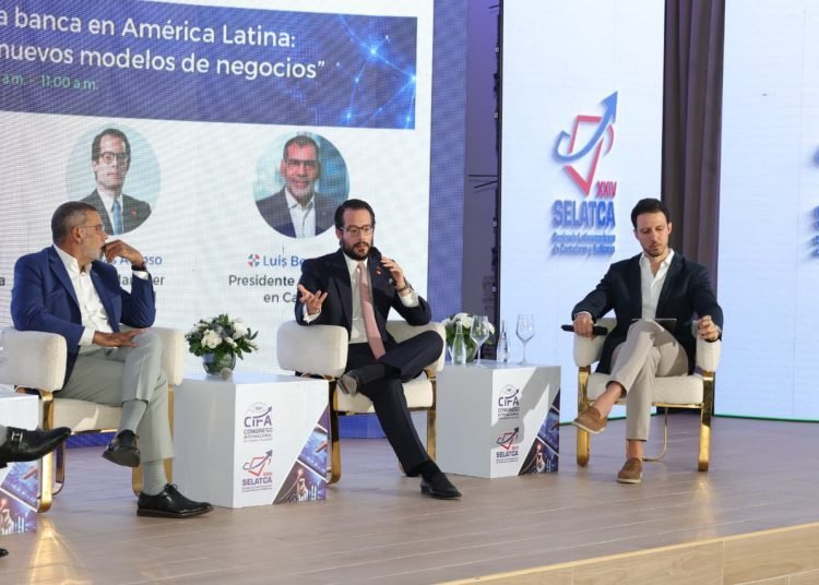 El Gran ‘Coro’ Digital: Mastercard Apunta a los Microcomercios en RD para Montar un ‘Bacano’ Salto El Gran Coro Digital: Mastercard Apunta a los Microcomercios en RD para Montar un Bacano Salto
