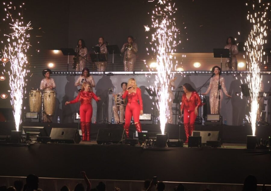 Que Vaina Bacana La Tradicion de los Nombres de Grupos Femeninos en el Showbiz Dominicano