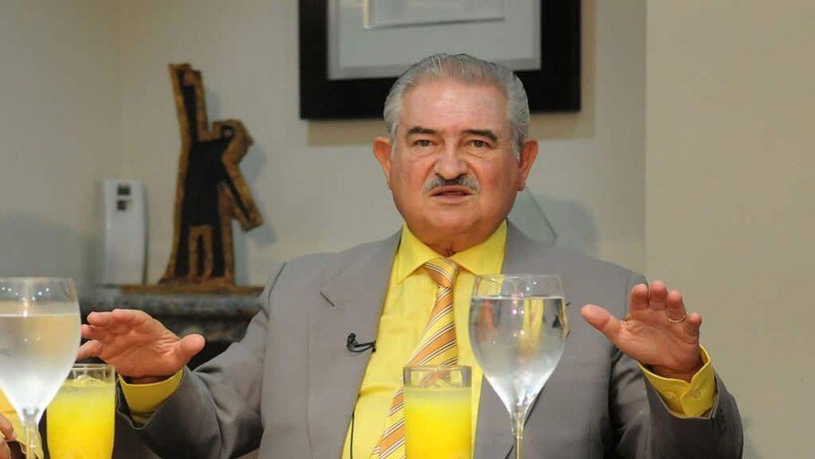 La ‘Vaina’ de Román Ramos: De inmigrante a titán del comercio criollo Román Ramos: De inmigrante a titán del comercio dominicano