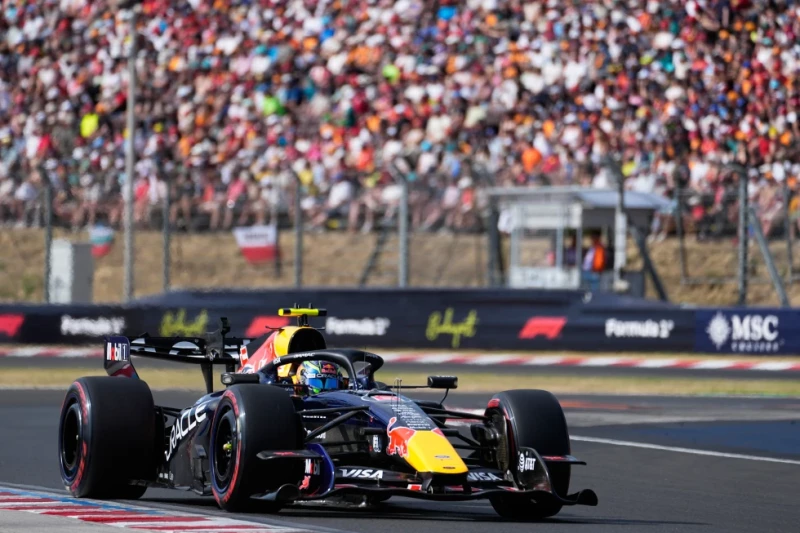 ¡Diablo, qué vaina! Hadjar lesionado, Lawson con Verstappen: Cambio ‘de una vez’ en Red Bull Hadjar lesionado Lawson con Verstappen en Red Bull