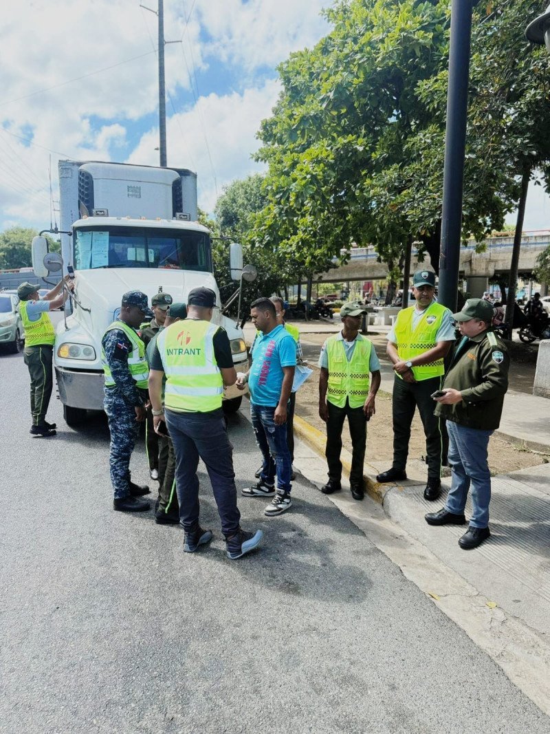 El ‘coro’ del Intrant: ¡A apretar la vaina con el tránsito pesado! El Intrant: A apretar con el tránsito pesado