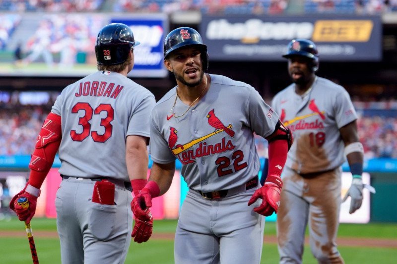 ¡Qué ‘Palo’! Joshua Báez Se La ‘Mandó’, Pero Cardenales Cayó en Extrainnings ante Filis Joshua Báez jonronea en revés de Cardenales ante Filis
