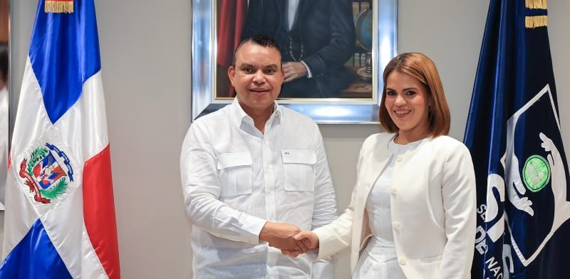 ¡Moca de ‘fiesta’! Nueva ‘jefa’ en el Hospital Provincial Toribio Bencosme Moca tiene nueva directora en el Hospital Provincial Toribio Bencosme