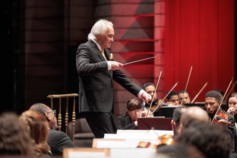 La Sinfónica Nacional celebra 85 años con un ‘coro’ de conciertos que es un ‘bacano’ festival La Orquesta Sinfónica Nacional celebra 85 años con un festival de conciertos