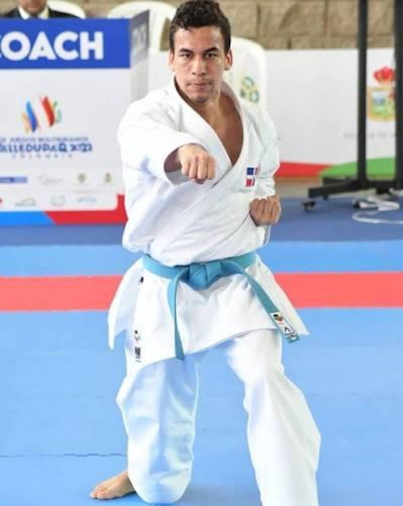 ¡Un ‘bambino’ de oro! Larry Aracena conquista la presea dorada en Kata Masculino Un bambino de oro! Larry Aracena conquista la presea dorada en Kata Masculino