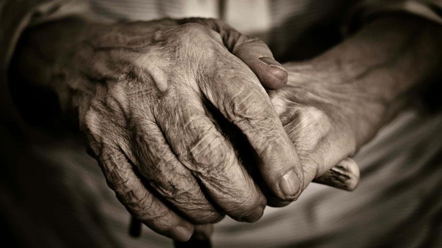 ¡Atención, Tigueres! La Población Dominicana Se ‘ta Poniendo Vieja: Más Adultos Mayores que Jóvenes en 2044 Atención, La Población Dominicana está Envejeciendo: Más Adultos Mayores que Jóvenes en 2044
