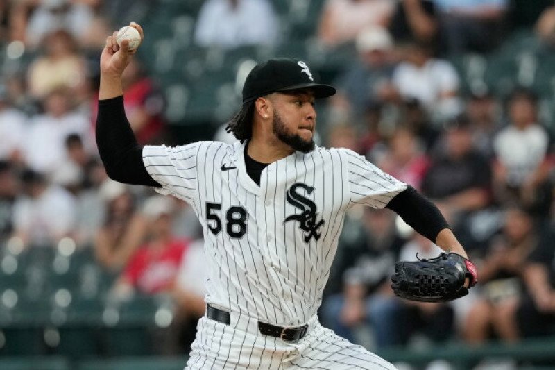 Luis Castillo: ¡Qué ‘vainón’ de pitcheo y victoria para los Medias Blancas! Luis Castillo: Gran pitcheo y victoria para los Medias Blancas