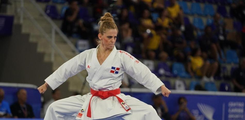 ¡’La Dimitrova’, qué monstra! Se Retira con Medalla de Oro y Deja la ‘Vaina’ en Alto María Dimitrova se Retira con Medalla de Oro y Deja el Karate en Alto