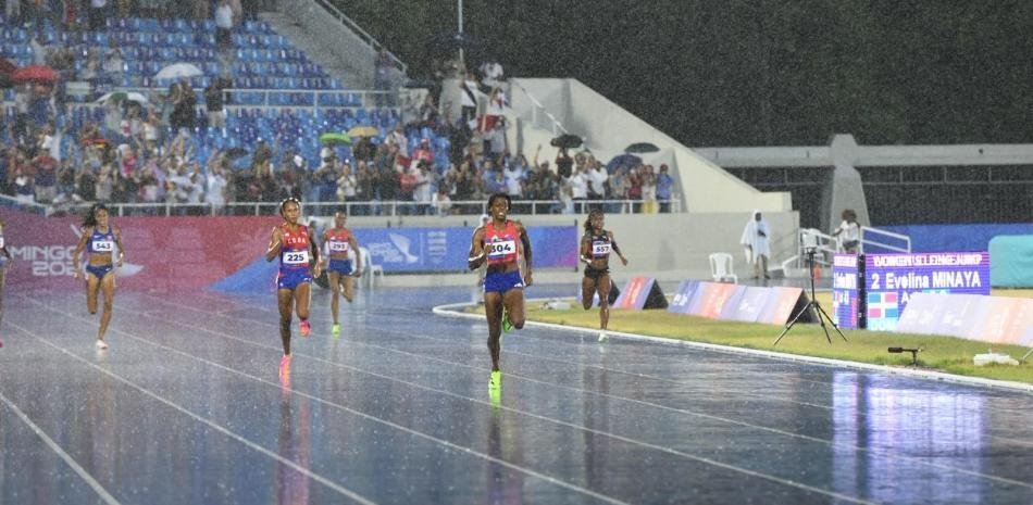 Marileidy Paulino: La ‘Gacela’ Dominicana que ‘Rompió’ el Récord en los 400 Metros Marileidy Paulino: La Gacela Dominicana que Rompio el Record en los 400 Metros